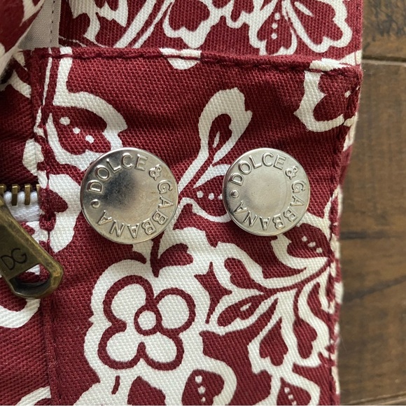 Dolce and Gabbana floral mini skirt - Picture 7 of 8